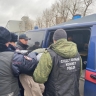 В Кирове на железнодорожной станции пассажир поезда напал на полицейского