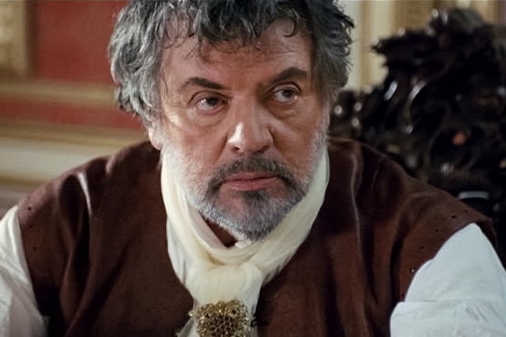 Застолья на балконе и «Шпрота на вилке». Каким Александра Ширвиндта помнят соседи Застолья на балконе и «Шпрота на вилке». Каким Александра Ширвиндта помнят соседи