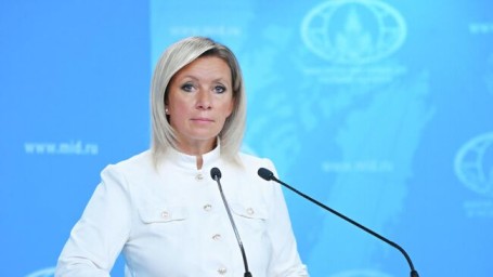 "Без мха и лишайников". Захарова высмеяла новые санкции ЕС
