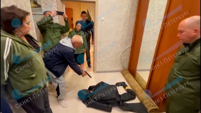 В СК рассказали о криминальной биографии йога-душегуба из Гатчины В СК рассказали о криминальной биографии йога-душегуба из Гатчины