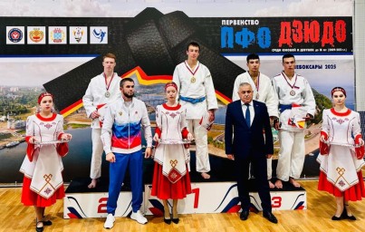 Олег Валенчук: Пример чемпионов вдохновляет юных спортсменов