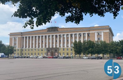 Экс-глава УФАС: «Я искренне не понимаю, почему такое внимание к очередному этапу ремонта здания Дома Советов»
