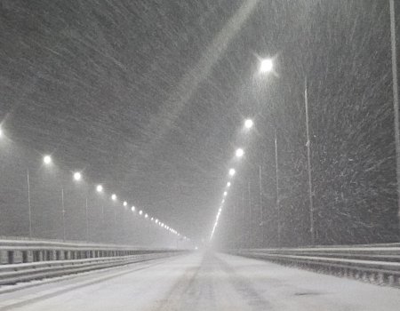 Стал известен график очистки дорог от снега в праздники Стал известен график очистки дорог от снега в праздники