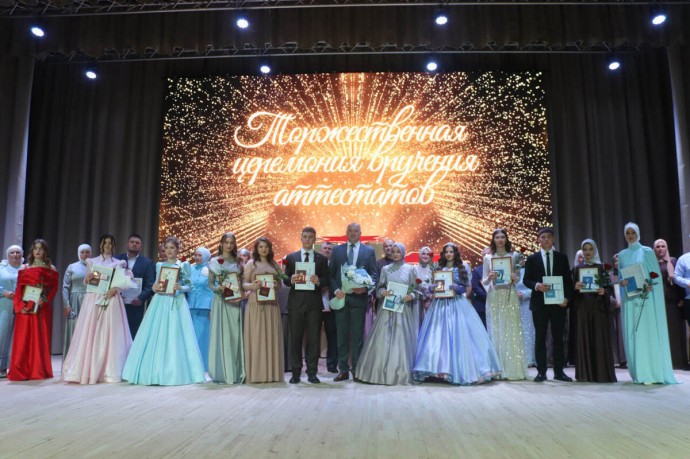Пензенские выпускники получили аттестаты в торжественной обстановке