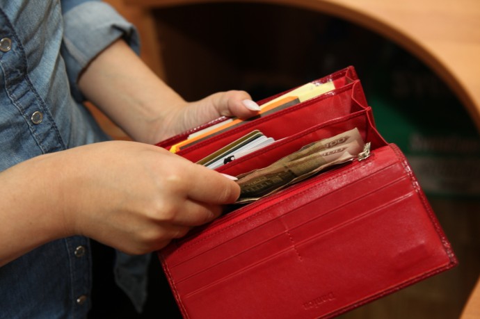 В Ярославской области обнаружили полсотни фальшивых стодолларовых банкнот В Ярославской области обнаружили полсотни фальшивых стодолларовых банкнот