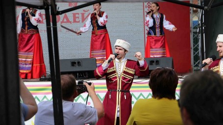 В «Добродее» прошел фестиваль казачьей культуры «День иконы Николы Тульского»