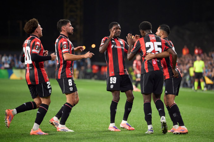 Болельщики "Ниццы" избили двух футболистов своей команды