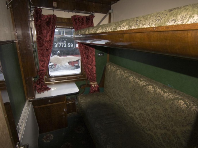 Поезда в Крым получат дополнительные купейные вагоны