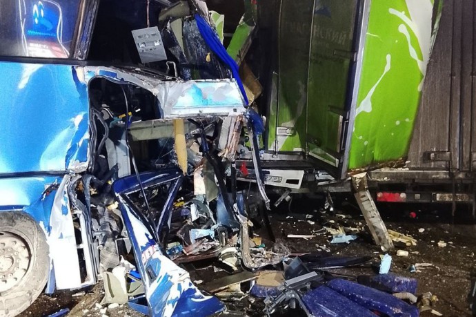 4 человека пострадали при столкновении 10 транспортных средств под Воронежем