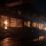 Под Астраханью больше 70 пожарных тушили объятый пламенем склад с трубами