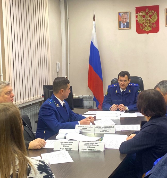 В Омутнинском и Юрьянском районах нашли нарушения безопасности дорожного движения