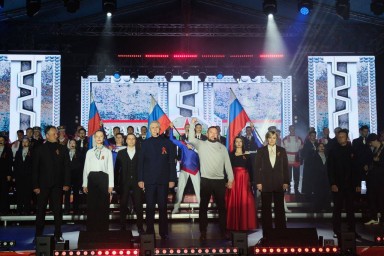 80-летие Победы Астрахань отметила масштабным концертом и салютом