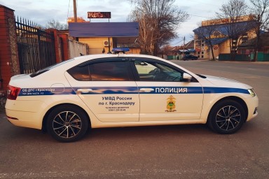 Подросток-питбайкер попал под колёса иномарки в Калининском районе