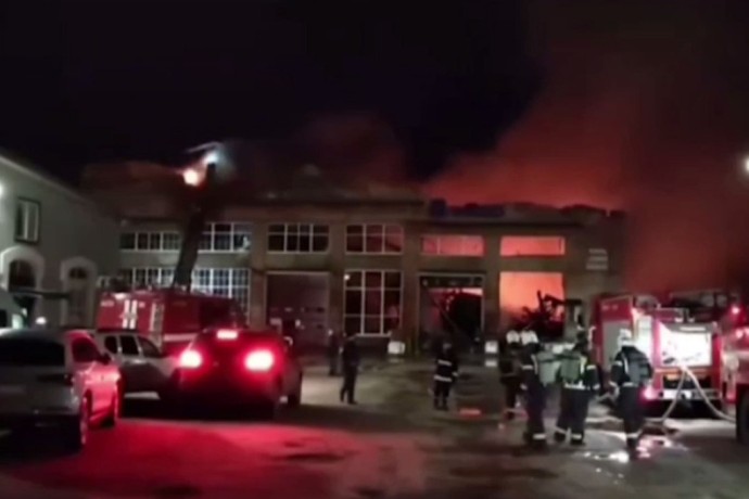 Крупный пожар в Нижнем Новгороде: в Сормовском районе выгорело предприятие