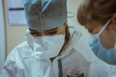 Эпидемия гонконгского гриппа набирает обороты: уже есть погибшие, Петербург на грани