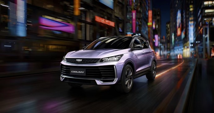Geely представила обновлённый компактный кроссовер Coolray для российского рынка