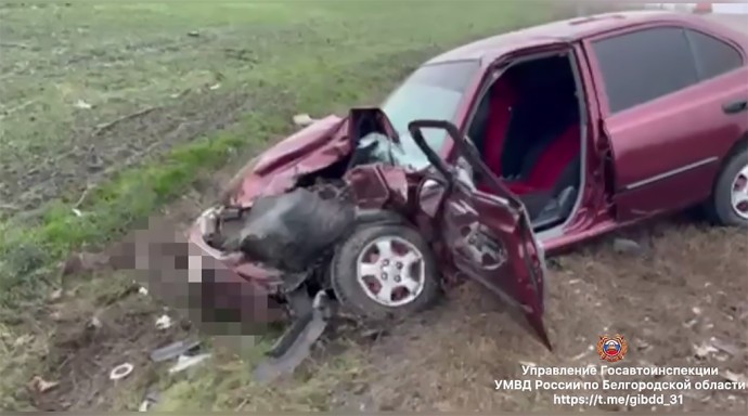 В Белгородской области при столкновении двух легковушек погиб 42-летний мужчина