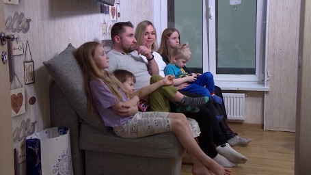 В Петербурге расширили программу поддержки семей с детьми