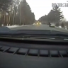 В Иркутской области полицейские помогли замерзающим на дороге красноярцам