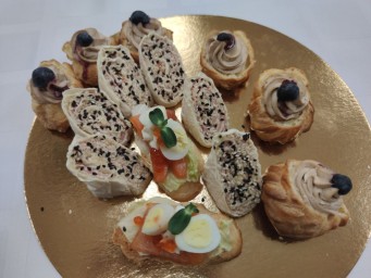 Жителям Башкирии напомнили о сроках хранения новогодних угощений