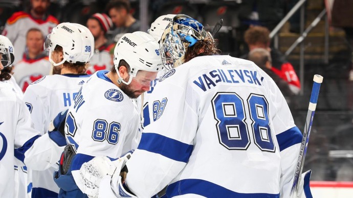 Кучеров обогнал Капризова и стал лидером гонки российских бомбардиров НХЛ Кучеров обогнал Капризова и стал лидером гонки российских бомбардиров НХЛ