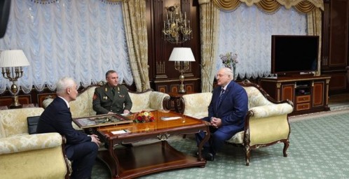 Лукашенко на встрече с главой Минобороны России: Мы не собираемся ни на кого нападать