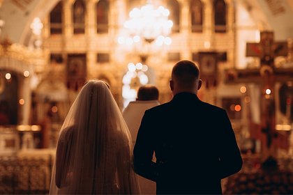 Дочь убитой женщины вышла замуж за сына убийцы Дочь убитой женщины вышла замуж за сына убийцы