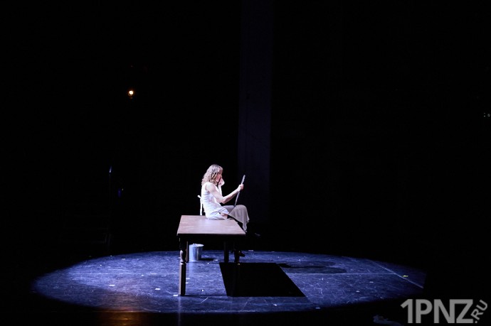 «МаскерадЪ» погрузил зрителей в «Яму»: в Пензе показали драму по Куприну (18+)