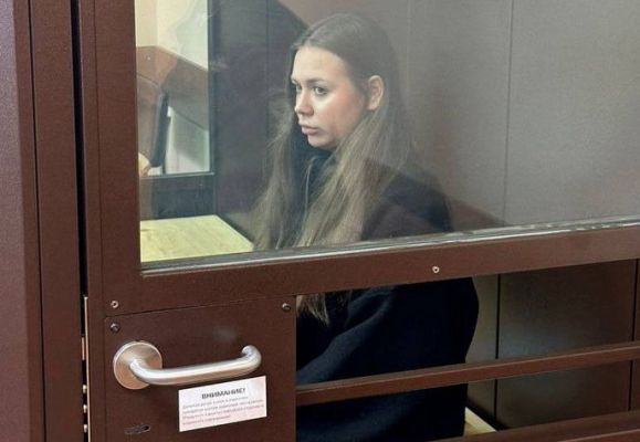 Стюардесса «Уральских авиалиний» получила семь лет за вранье про ВС России Стюардесса «Уральских авиалиний» получила семь лет за вранье про ВС России