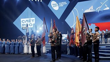 Путин отметил роль студотрядов в трудовой закалке молодежи