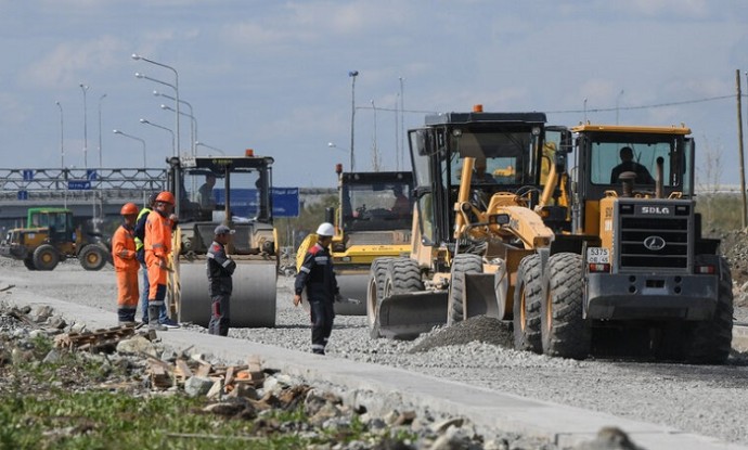 Хуснуллин заявил о перевыполнении почти всеми регионами России плана по строительству дорог Хуснуллин заявил о перевыполнении почти всеми регионами России плана по строительству дорог