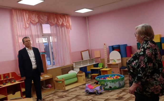 Мамам — передышка: в Холмске открыли бесплатную группу для малышей от года