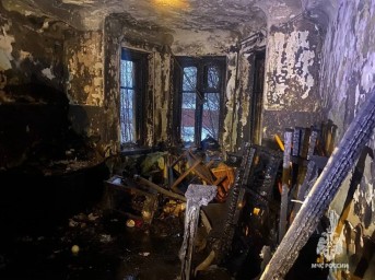 В Уфе загорелась двухкомнатная квартира