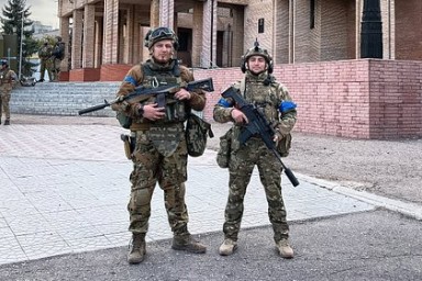 Два командира ВСУ стали одними из самых разыскиваемых в России преступников. Что известно о пытках российских военнопленных?