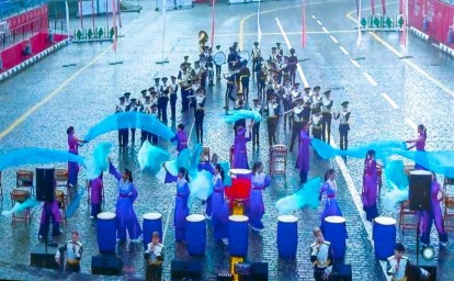 Дефиле под дождём: сахалинские музыканты рассказали об участии в фестивале "Спасская башня детям"