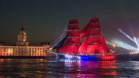Александр Беглов: Более 500 ребят из дружественных России стран увидят «Алые паруса» своими глазами