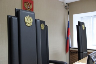 Ревнивую жительницу Башкирии осудили за поджог машины экс-супруга