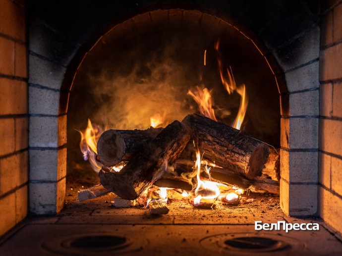 В Белгородской области заготовят дрова для 4,2 тысячи домов с печным отоплением В Белгородской области заготовят дрова для 4,2 тысячи домов с печным отоплением