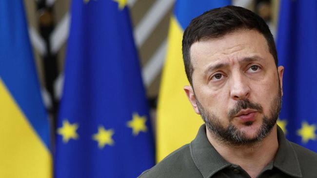 «Зеленского — в отставку» — отчет США о коррупции на Украине возмутил Раду