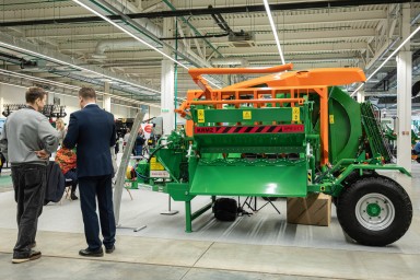 В СФ призвали сделать сельхозтехнику доступнее для фермеров