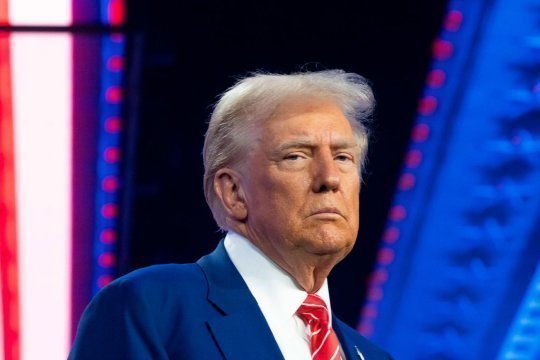 Трамп опроверг сообщение WSJ о снятии ограничений для ВСУ на удары по РФ дальнобойными ракетами Трамп опроверг сообщение WSJ о снятии ограничений для ВСУ на удары по РФ дальнобойными ракетами