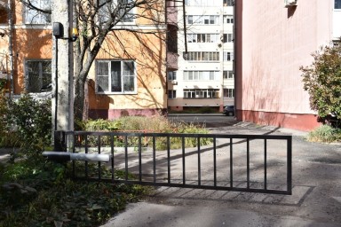 Ярославцы смогут получать компенсации за установку ограждающих устройств во дворах