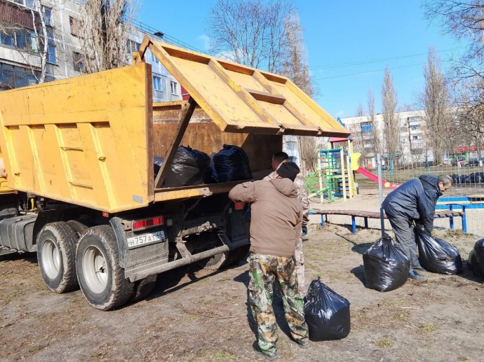 В Курске проверка 70 дворов выявила 10 нарушений