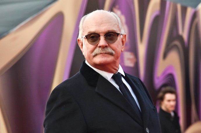 Матвиенко поздравила с юбилеем Никиту Михалкова Матвиенко поздравила с юбилеем Никиту Михалкова