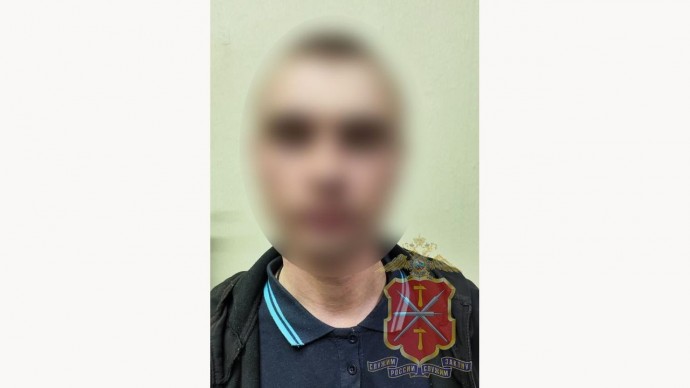 В Щёкино мужчина украл из комиссионки беспроводные наушники