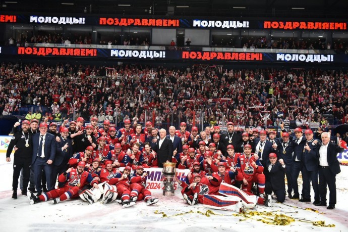 Ярославцам объяснили решение провести чествование «Локомотива» в августе