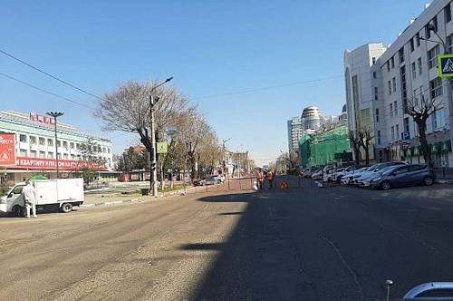 В центре Благовещенска стартовал ремонт улицы 50 лет Октября