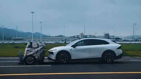 Кроссовер XPeng G7 способен автоматически тормозить со скорости 130 км/ч