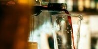 Отравление и смерть: астраханки продавали алкоголь с опасным метанолом