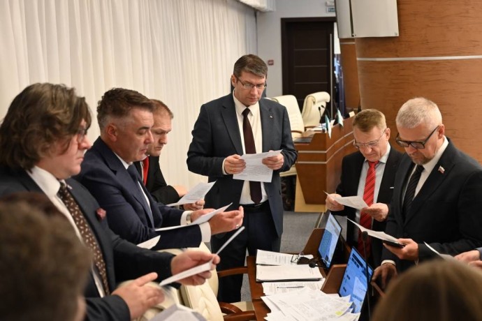 Решения, меняющие жизнь. В краевом парламенте прошло заключительное в году пленарное заседание Решения, меняющие жизнь. В краевом парламенте прошло заключительное в году пленарное заседание